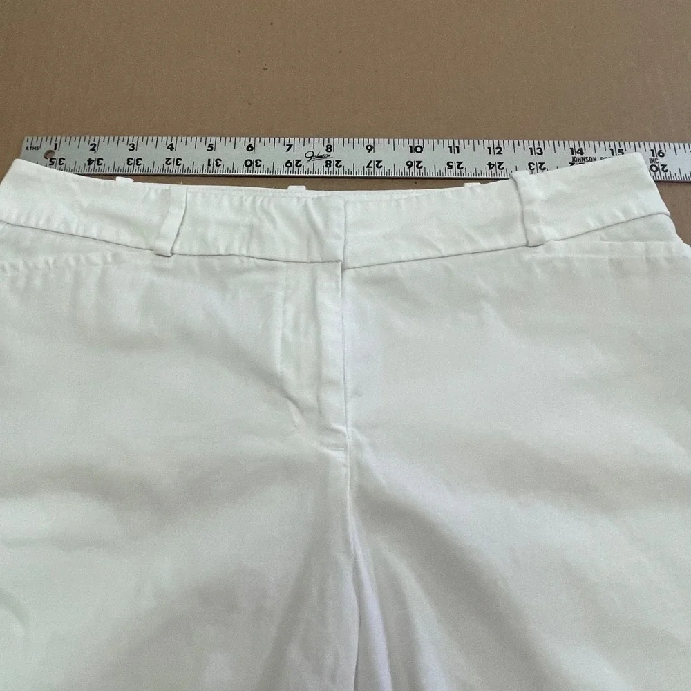 Talbots Petite Women's Size 4P White‎ Bermuda Walking Short Stretch
